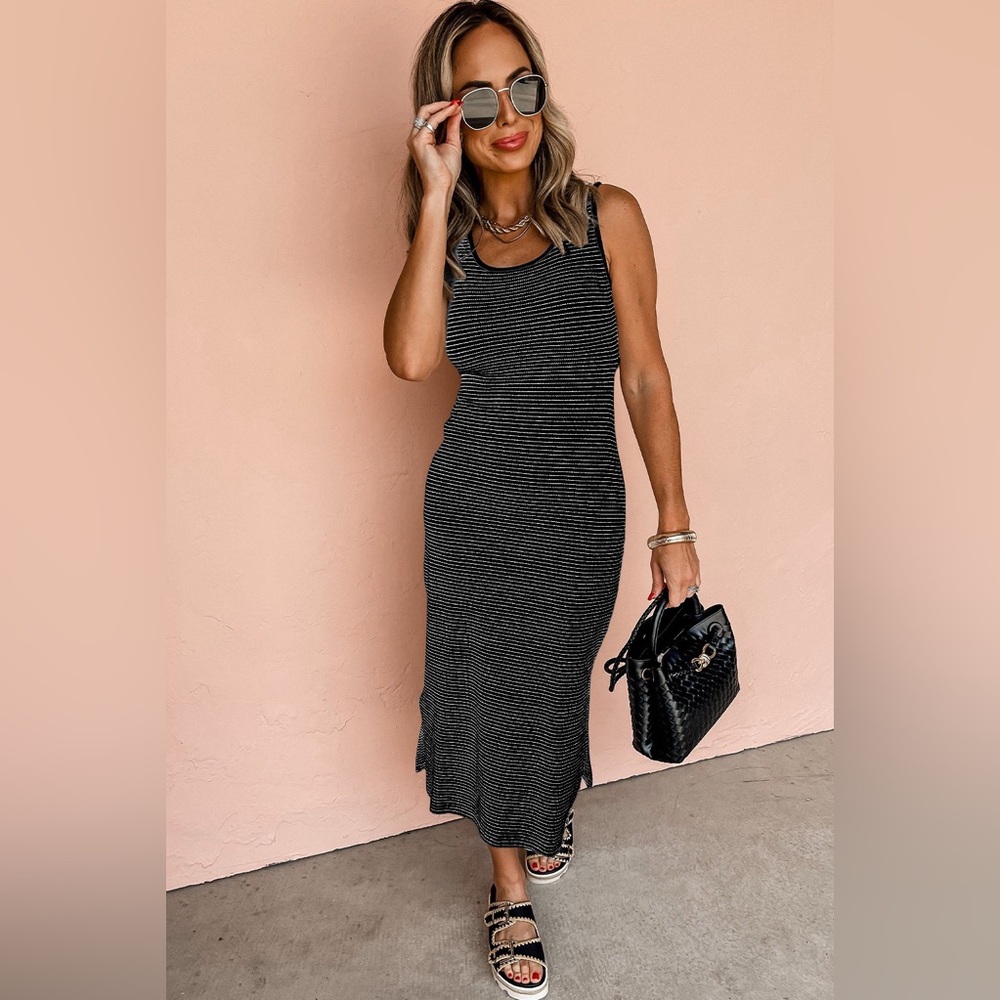 C0730: Criss Cross Side Slits Sleeveless Midi Dress